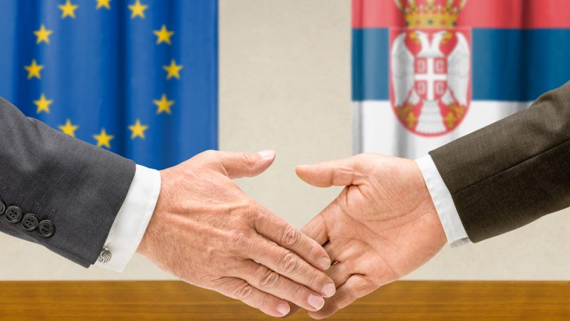 ЕУ „жртвува“во Србија вредности поради геополитички и економски интереси