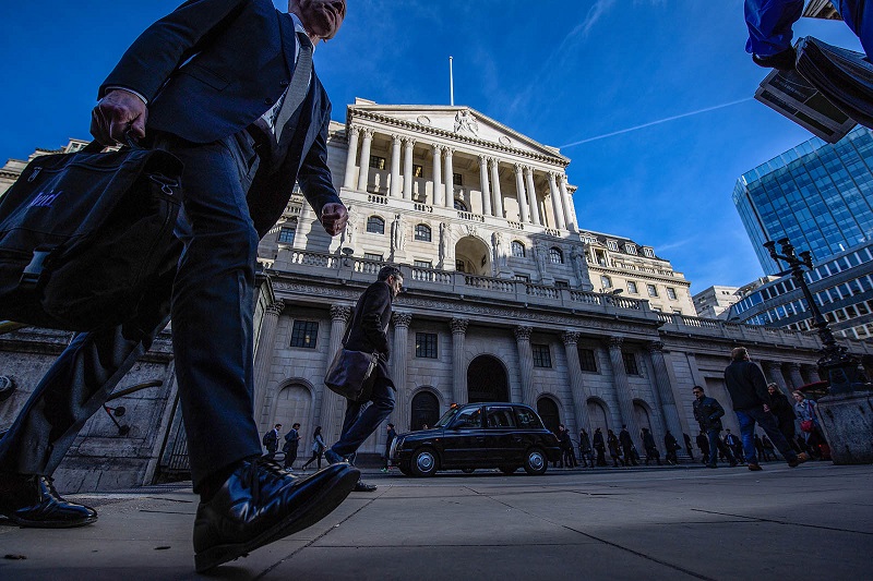 Банката на Англија не ги намали каматните стапки, но тоа ќе го направи наскоро