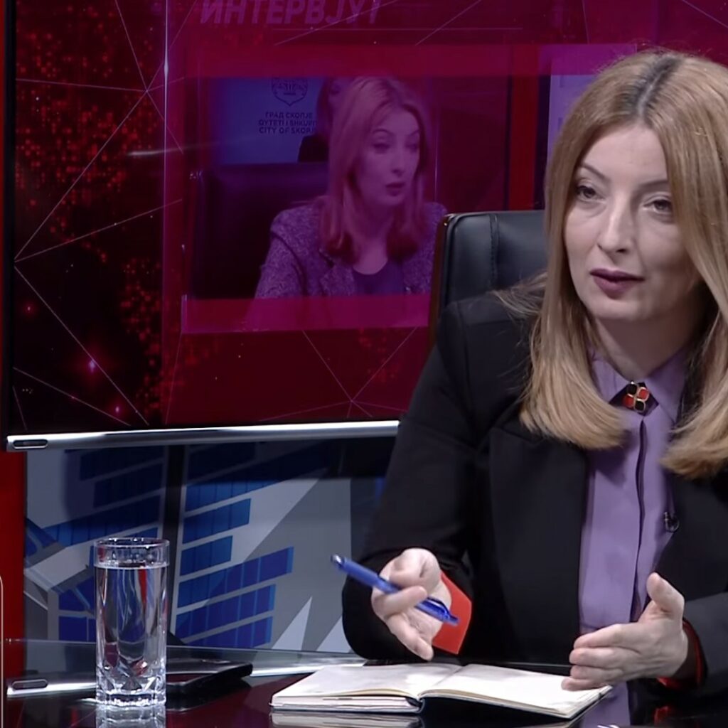Данела повторно прашува до каде е предметот со дивоградбите во Чаир