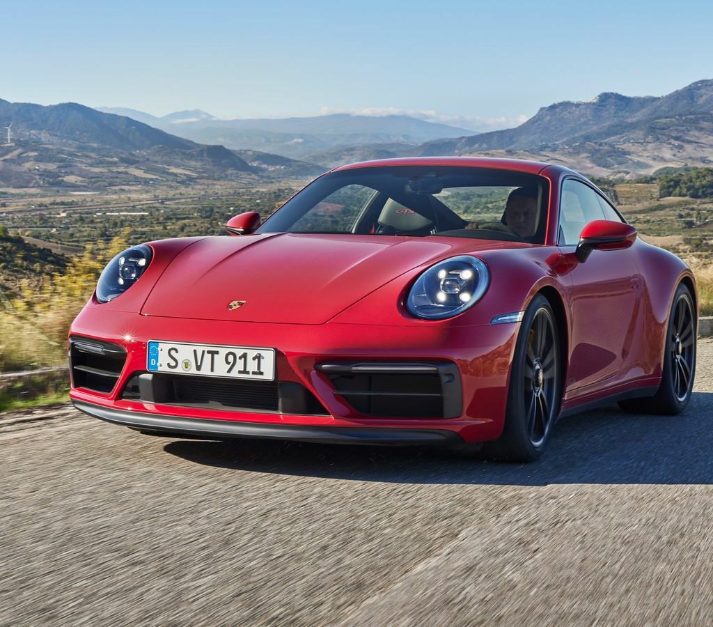 Додека сите се откажуваат од бензинците Porsche патентираше мотор каков што светот никогаш порано не го видел
