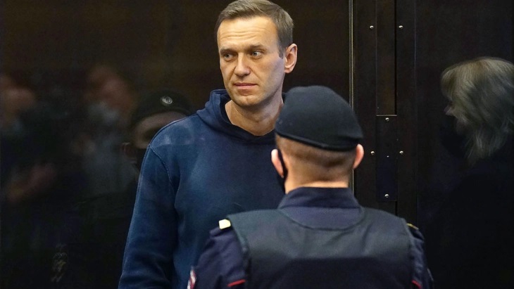 Путин најверојатно директно не наредил да биде убиен Навални, пишува Волстрит џурнал