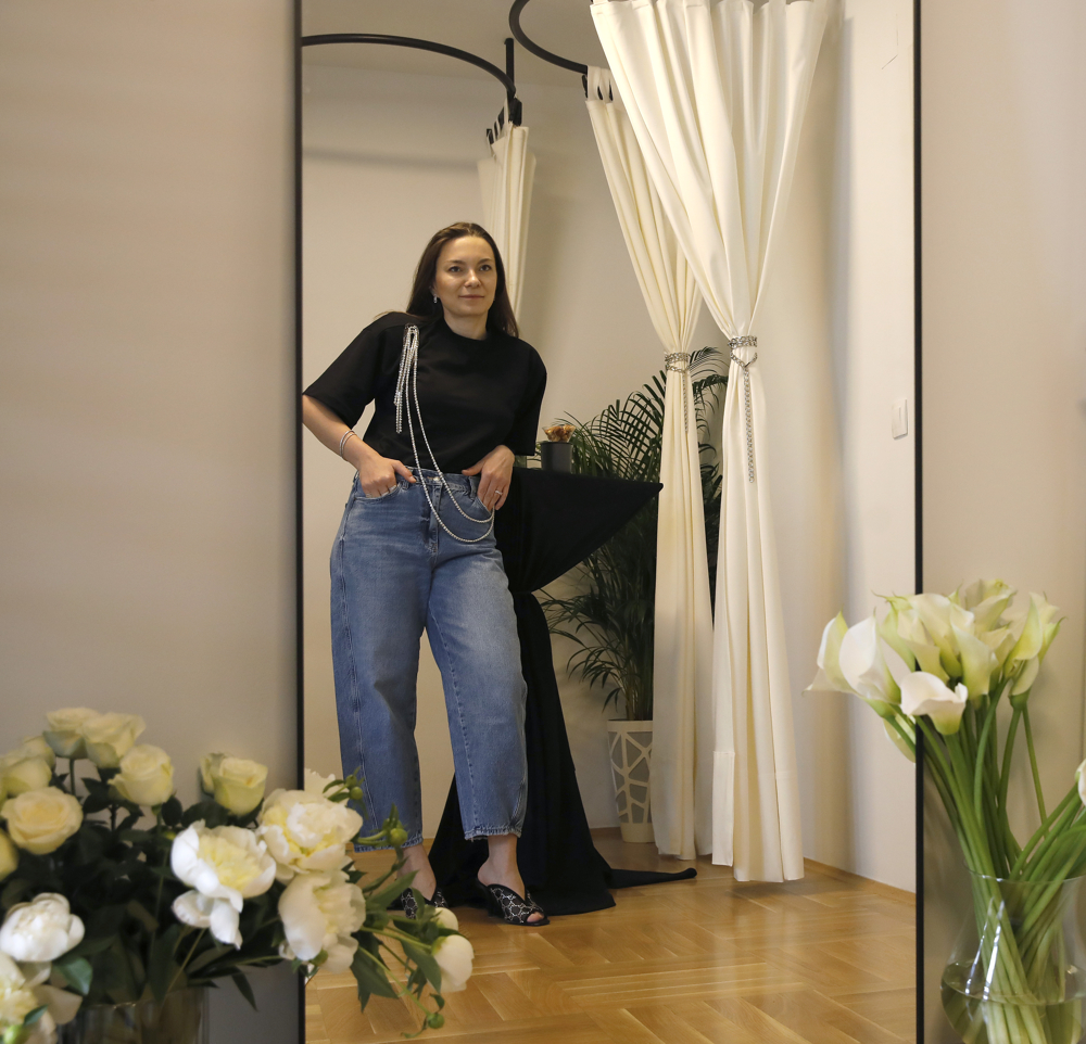 Јована Филиповиќ со ново студио, женствено и функционално како нејзините креации (фото)