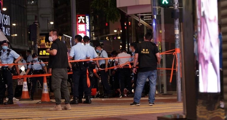 Со нож нападнал луѓе во болница во Кина. Двајца загинати, десетици ранети