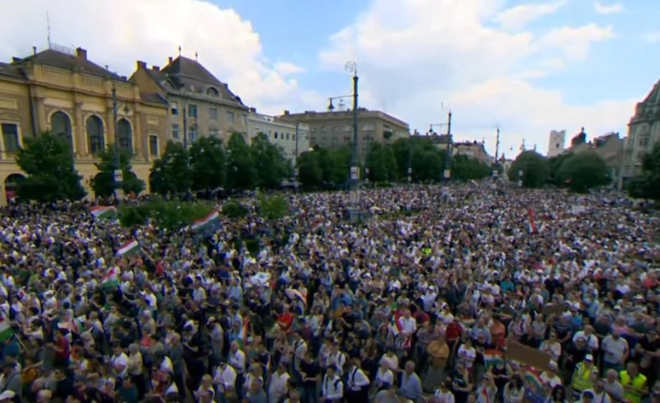 Унгарија: Протест на опозицијата против Орбан