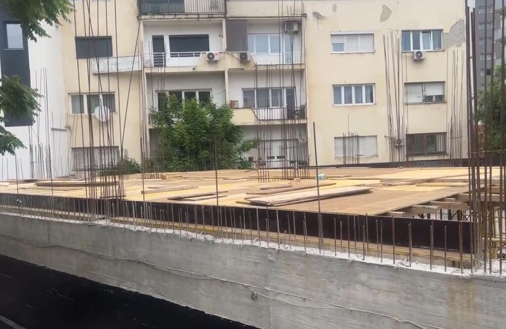 Арсовска на ново градилиште во Чаир, до Ганиу: Сите те знаат што човек си (видео)