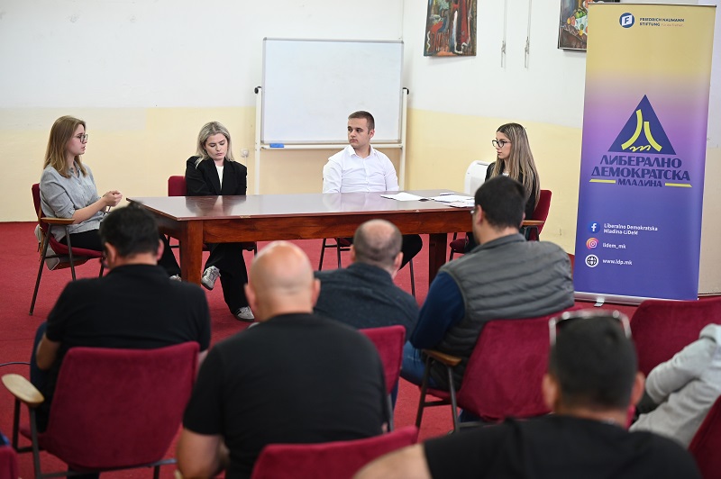 Младите бараат ефективни решенија, а не само јавни кампањи за проблемот со менталното здравје