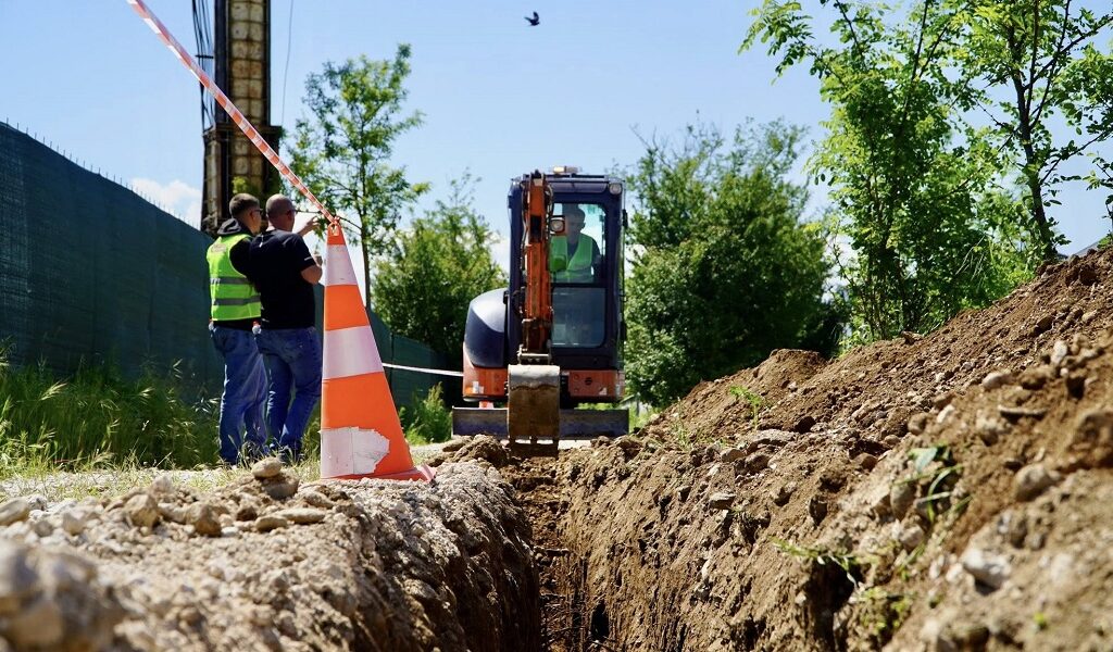 Јавни претпријатија: Од најголеми работодавачи и загубари до  ЈП без вработени но со директори