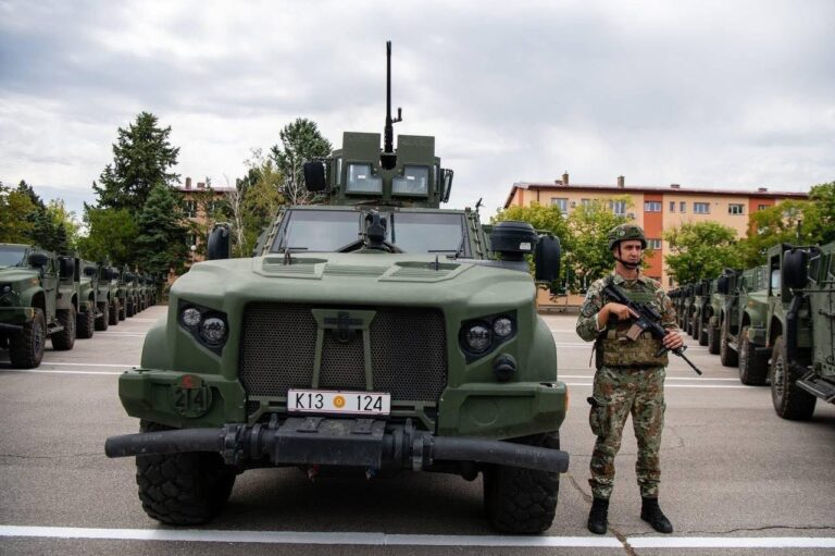 САД донираа 29 нови оклопни возила за македонската армија