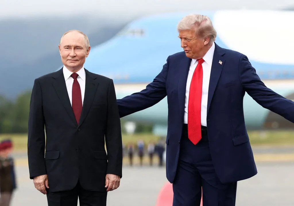 На Трамп сите му се виновни што не постигнува мир за Украина – освен Путин!