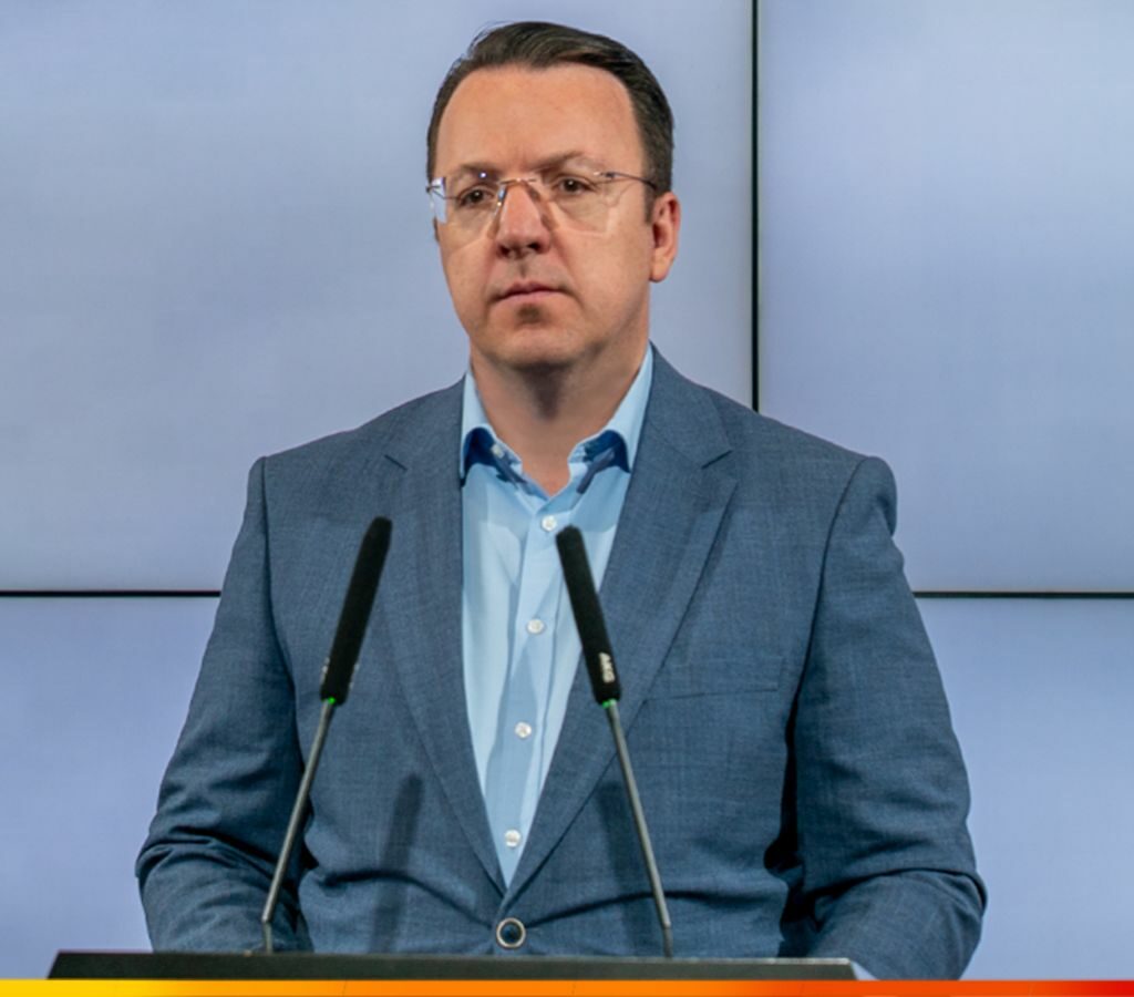 Николоски ги нарече СДСМ, ДУИ и Левица „црна коалиција“