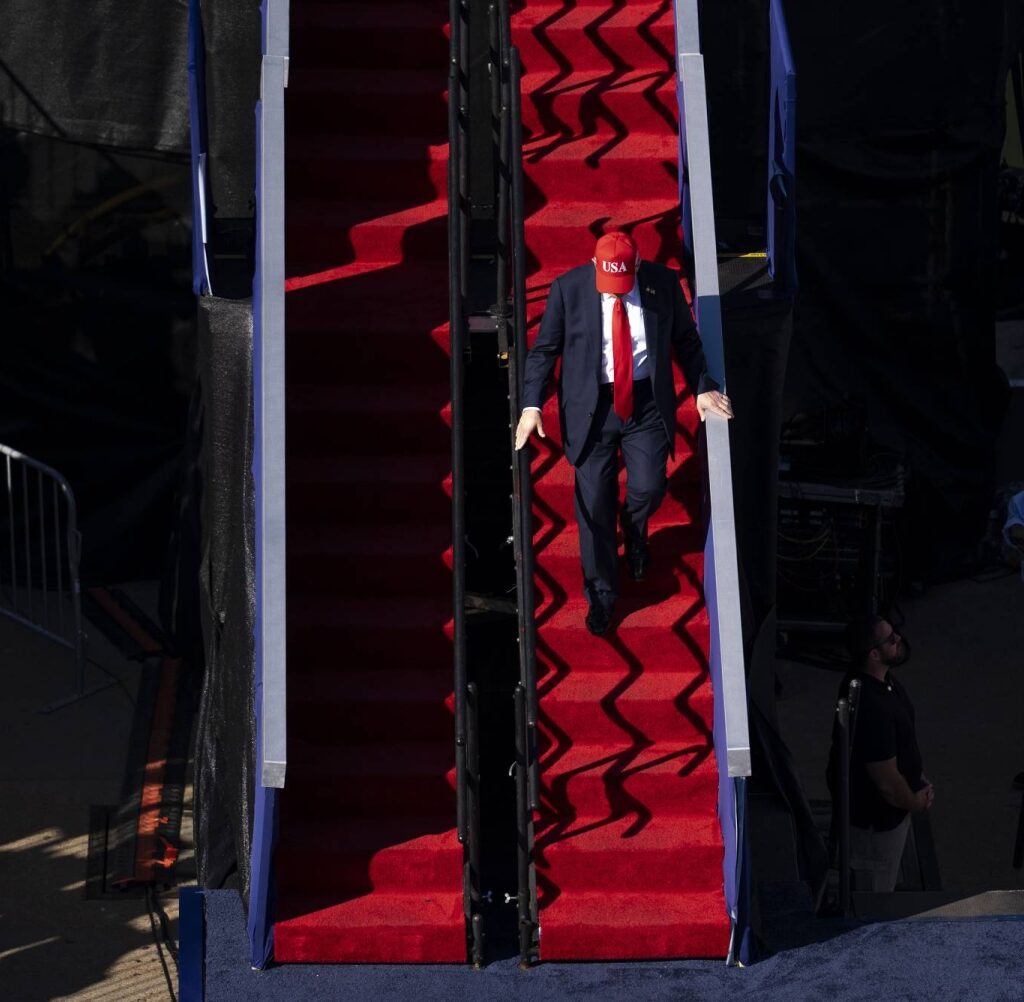 Шведски институт: САД веќе не се демократија