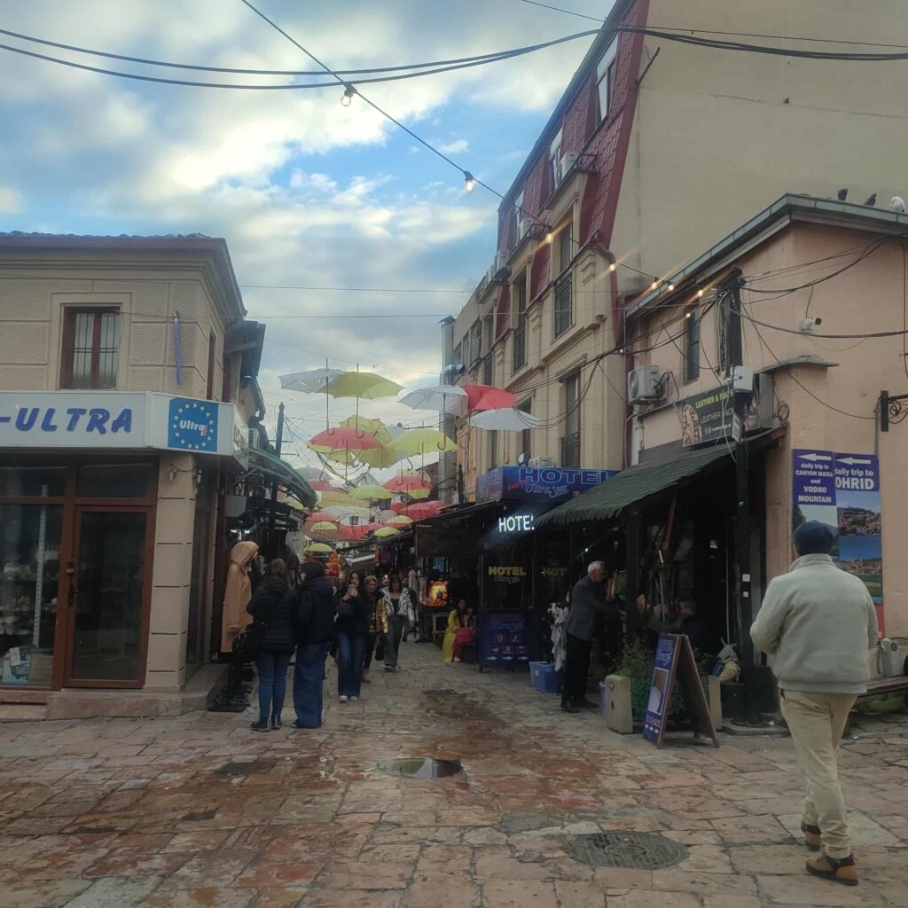 Левица против најавената реставрација на Старата чаршија: Калдрмата не е материјал туку историја!