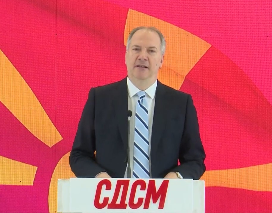 Жерновски прашува што ќе прави власта со Груевски ако Орбан изгуби во Унгарија