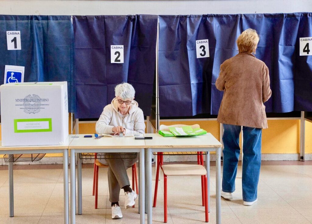 Во Италија втор ден од референдумското изјаснување за реформи во судството