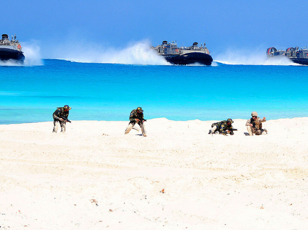 Пентагон започна подготовки за распоредување на копнени трупи во Иран