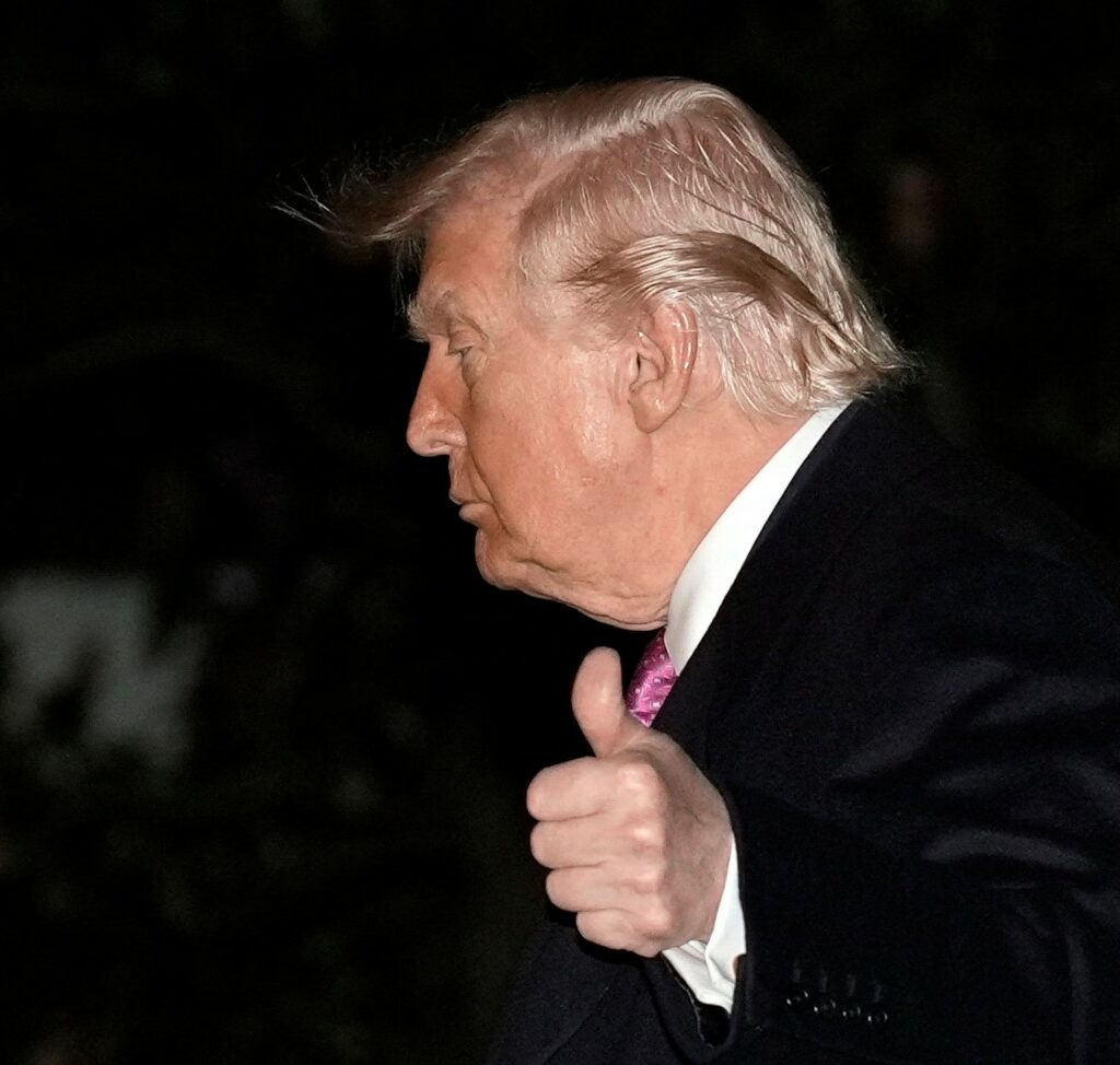 Трамп се разбесни: „НАТО е ужасен. Сите се ужасни. Одете и земете ја нафтата“