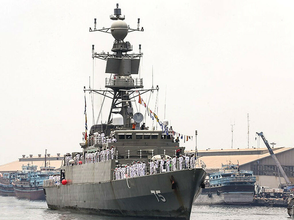 Американска подморница со торпедо потопи иранска фрегата кај Шри Ланка