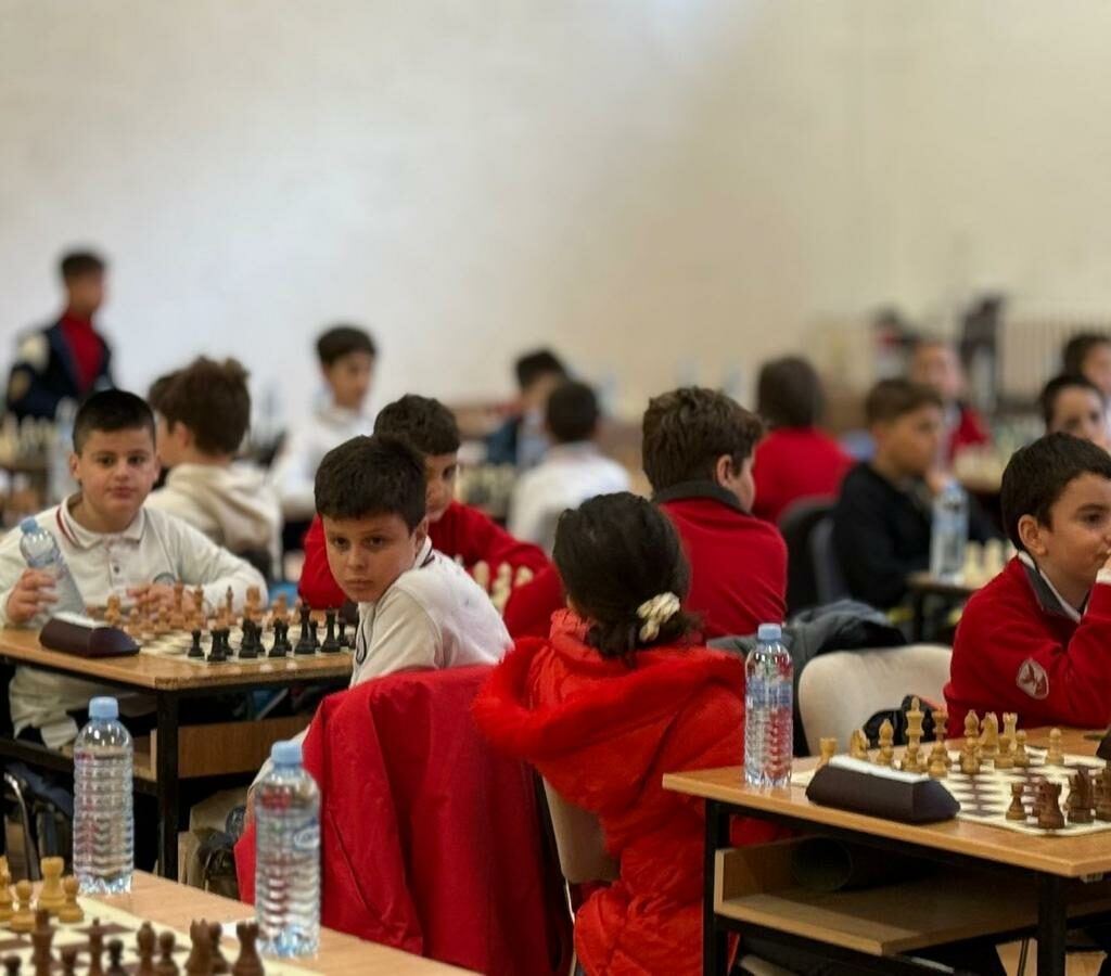 Во ООУ „Димитар Миладинов“ започна дводневниот шаховски турнир за учениците од прво до деветто одделение