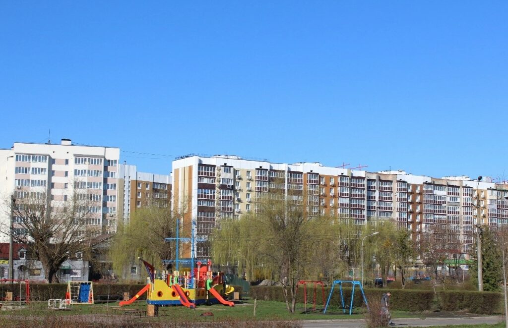 Украина ем војува ем ги обновува разурнатите градови: Бородјанка со нов лик