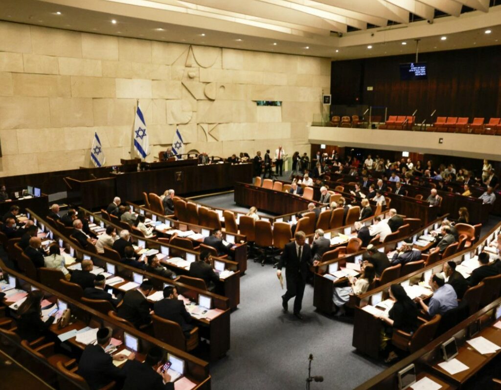 Гнев во Израел по примирјето договорено од Трамп