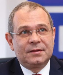 Богаташи и робијаши