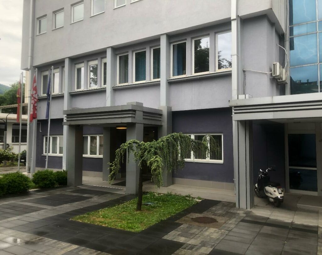 СДСМ тврди дека Мицкоски знаел за државјанството на Груевски. Затоа не се испраќаат документите