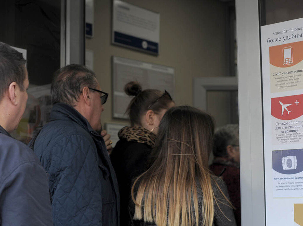 Грција масовно ги одбива шенгенските визи за Русите