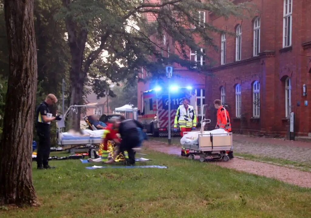 Двајца мртви и повеќе од 30 повредени во пожарот во германската болница