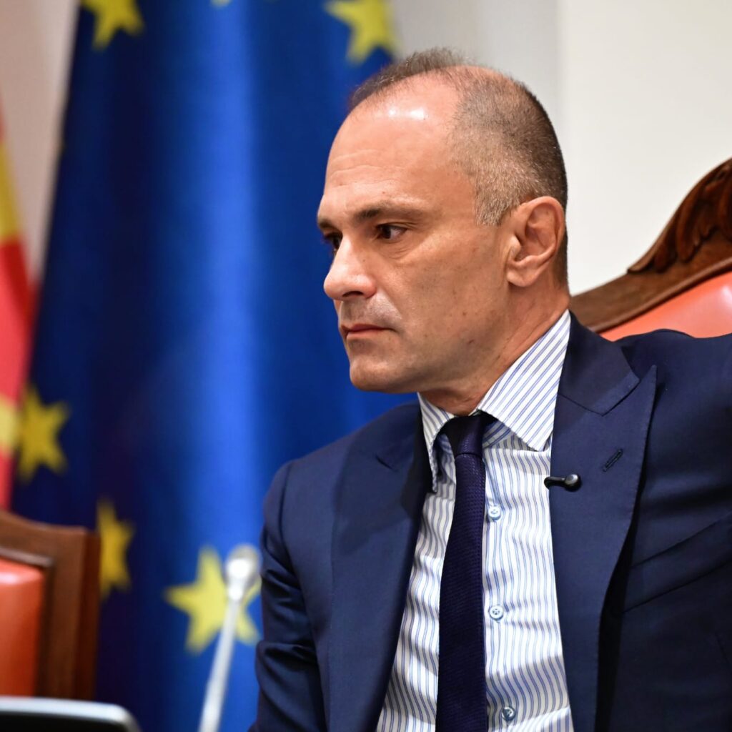 Филипче: На Мицкоски му треба алиби за предвремени избори