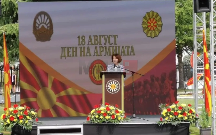 Сиљановска: Не треба да ја романтизираме војната, туку треба да ја избегнуваме