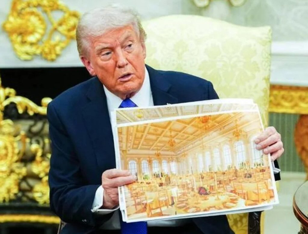 „Јас сум кодот“: Трамп се судри со архитектот на балската сала околу безбедносните прашања