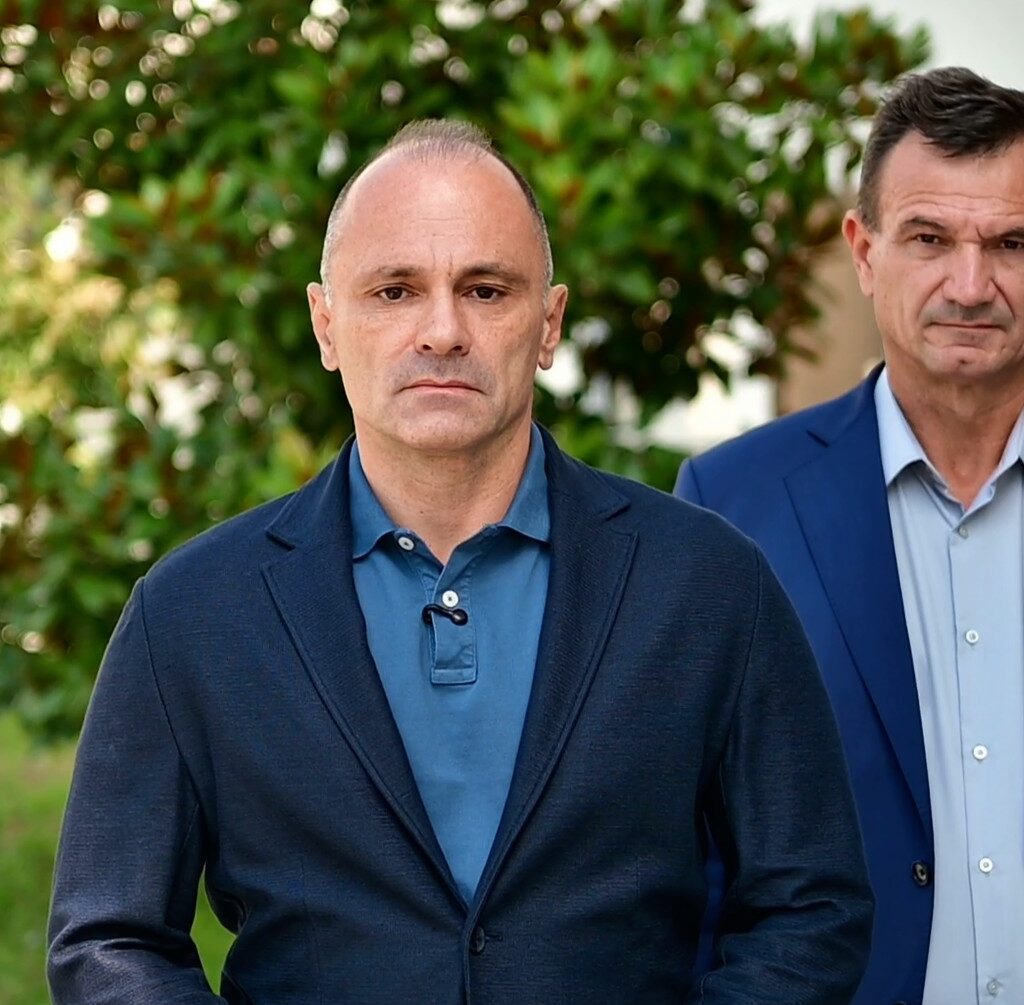 Филипче: Со Мицкоски во САД се над 50 луѓе, колку ќе не чини екскурзијата – не се знае