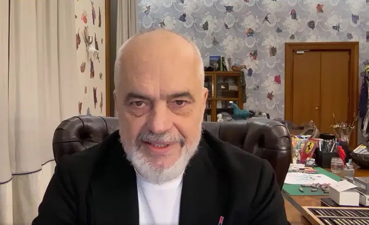 Рама не поднесува оставка и обвинува: „Странска рака“ ги организира протестите